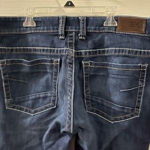 BKE Buckle Peyton Jeans Womens 33 EUC